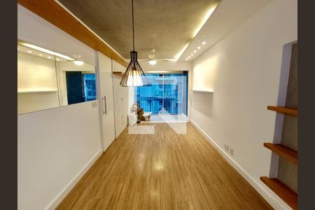 Sala de apartamento para alugar com 2 quartos, 62m² em Botafogo, Rio de Janeiro