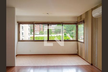 Sala de apartamento à venda com 3 quartos, 90m² em Cristal, Porto Alegre