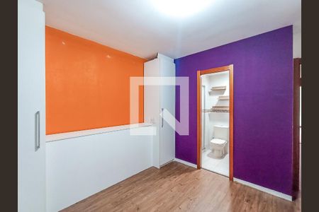 Suite  de apartamento à venda com 3 quartos, 90m² em Cristal, Porto Alegre