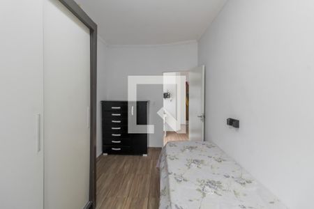 Quarto 1 de casa para alugar com 2 quartos, 300m² em Jardim Ponte Rasa, São Paulo