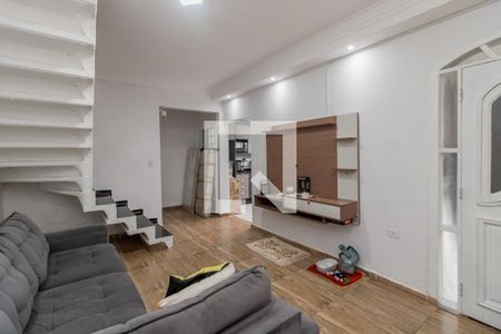 Sala de casa para alugar com 2 quartos, 300m² em Jardim Ponte Rasa, São Paulo