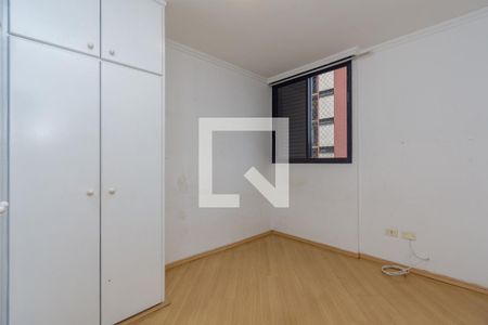 Quarto 1 de apartamento para alugar com 3 quartos, 74m² em Vila Campestre, São Paulo