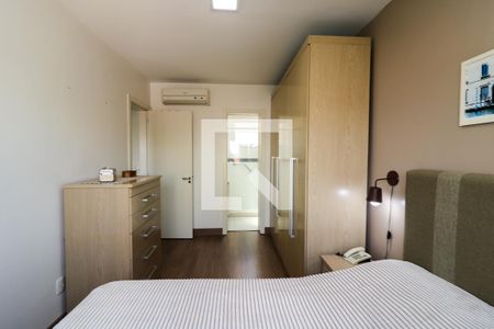 Quarto Suíte de apartamento à venda com 2 quartos, 67m² em Jardim Botânico, Porto Alegre