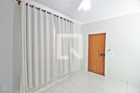 Sala de casa para alugar com 3 quartos, 150m² em Granada, Uberlândia