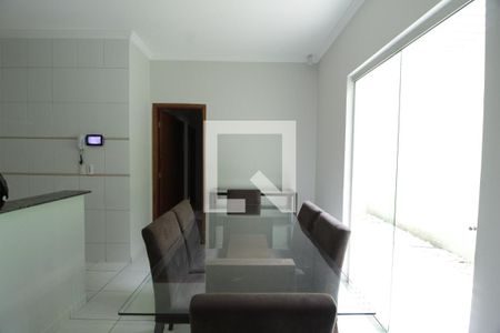 Sala de Jantar de casa para alugar com 3 quartos, 150m² em Granada, Uberlândia