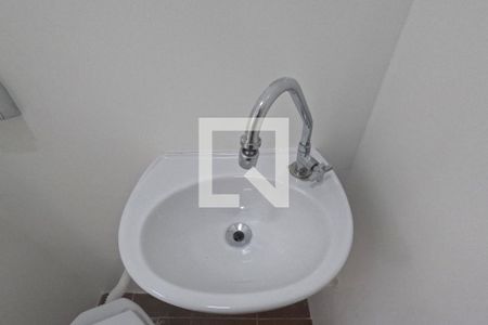 Lavabo de apartamento para alugar com 2 quartos, 120m² em Embaré, Santos