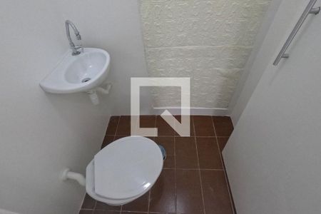 Lavabo de apartamento para alugar com 2 quartos, 120m² em Embaré, Santos