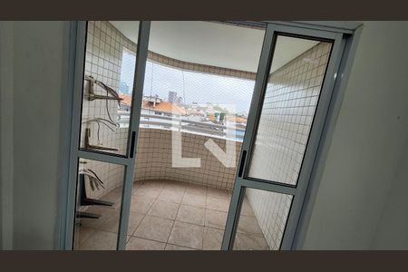 Detalhe Sala de apartamento para alugar com 2 quartos, 84m² em Ponta da Praia, Santos