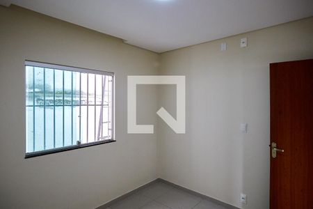 Quarto 1 de casa para alugar com 2 quartos, 80m² em Paraíso, Belo Horizonte