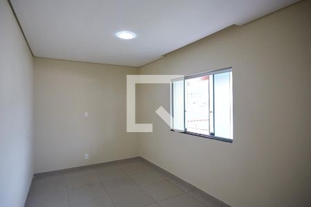 Quarto de casa para alugar com 2 quartos, 80m² em Paraíso, Belo Horizonte