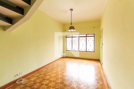 Sala de casa para alugar com 3 quartos, 122m² em Vila Canero, São Paulo