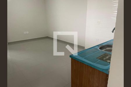 Sala/Cozinha de casa para alugar com 1 quarto, 45m² em Parque Maria Helena, Suzano