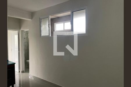 Sala/Cozinha de casa para alugar com 1 quarto, 45m² em Parque Maria Helena, Suzano