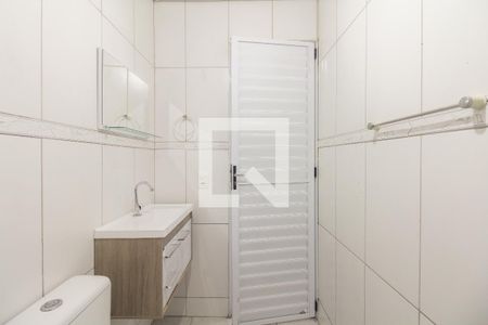 Banheiro  de kitnet/studio para alugar com 1 quarto, 38m² em Alto do Pari, São Paulo