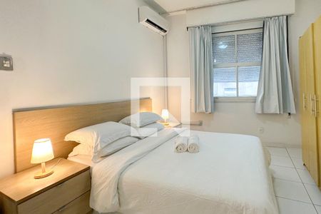 Sala/Quarto de apartamento para alugar com 1 quarto, 33m² em Copacabana, Rio de Janeiro