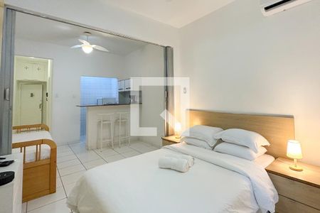 Sala/Quarto de apartamento para alugar com 1 quarto, 33m² em Copacabana, Rio de Janeiro