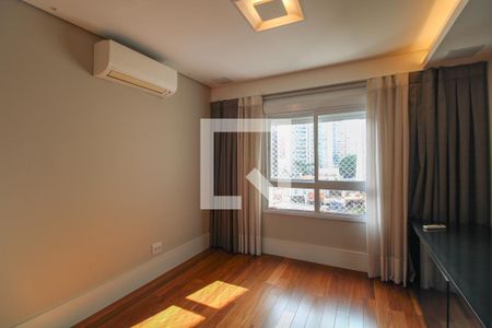 Quarto 1 de apartamento para alugar com 2 quartos, 105m² em Cambuí, Campinas