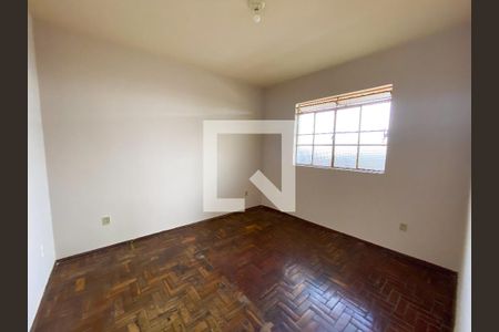 Quarto 2 de casa para alugar com 2 quartos, 50m² em Jardim Industrial, Contagem