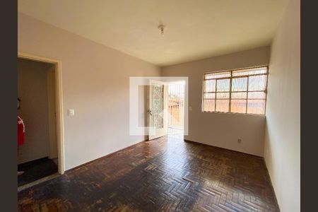 Sala de casa para alugar com 2 quartos, 50m² em Jardim Industrial, Contagem