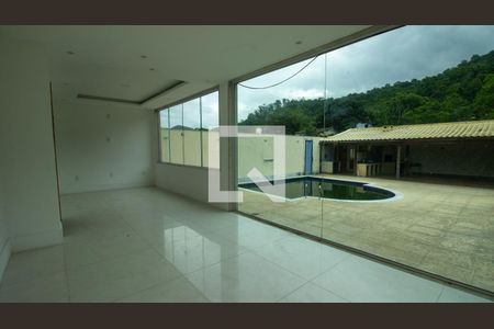 Varanda de casa à venda com 4 quartos, 563m² em Vargem Pequena, Rio de Janeiro