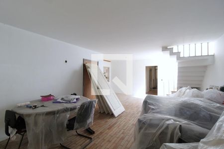 Sala de casa à venda com 4 quartos, 200m² em Moema, São Paulo