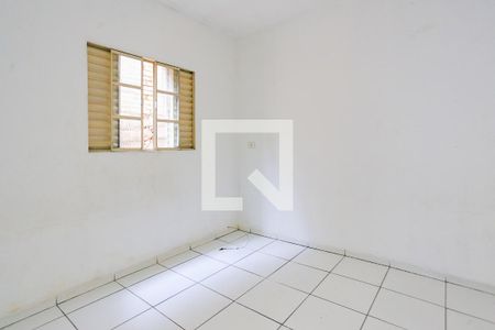 Sala/Quarto de casa para alugar com 1 quarto, 30m² em Vila Dalva, São Paulo