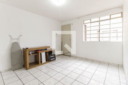 Sala de apartamento para alugar com 2 quartos, 48m² em Conjunto Residencial José Bonifácio, São Paulo