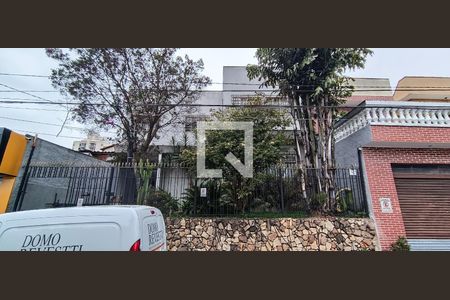 Fachada de casa à venda com 3 quartos, 242m² em Jardim Taboao, São Paulo