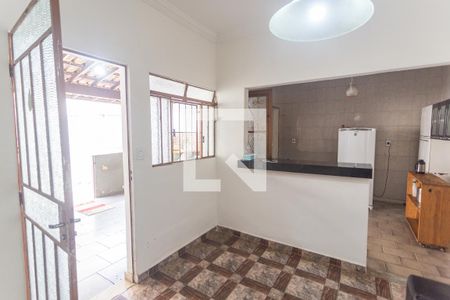 Sala de casa à venda com 7 quartos, 360m² em Boa Vista, Belo Horizonte