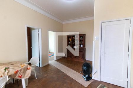 Sala de apartamento à venda com 3 quartos, 120m² em Santa Rosa, Niterói