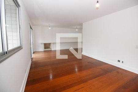 Sala de apartamento à venda com 3 quartos, 190m² em Vila Sonia, São Paulo