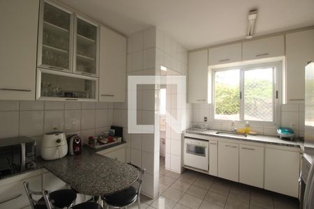 Cozinha  de apartamento à venda com 4 quartos, 138m² em Santo Antônio, Belo Horizonte