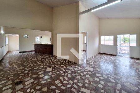 Sala de casa para alugar com 3 quartos, 250m² em Piratininga, Niterói