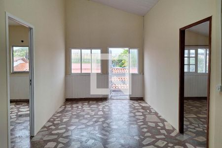 Sala de casa para alugar com 3 quartos, 250m² em Piratininga, Niterói