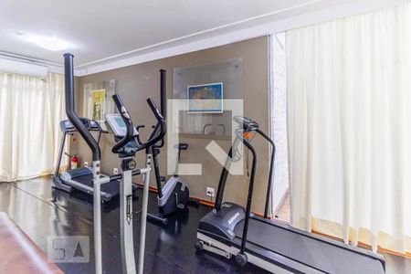 Apartamento à venda com 99m², 3 quartos e sem vaga Apartamento à venda com 99m², 3 quartos e sem vagaAcademia