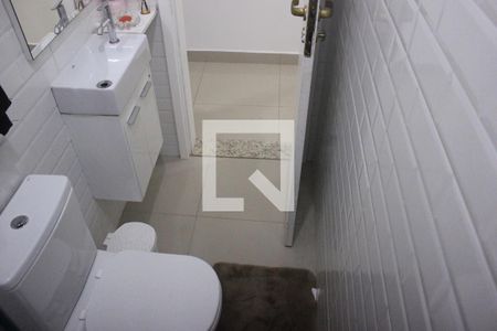 Banheiro de casa para alugar com 4 quartos, 180m² em Jardim Presidente Dutra, Guarulhos