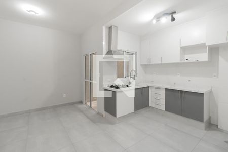 Sala de apartamento à venda com 3 quartos, 70m² em Vila Dalila, São Paulo