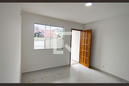 sala de casa para alugar com 3 quartos, 140m² em Curicica, Rio de Janeiro