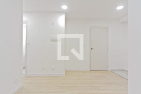 Sala de apartamento para alugar com 2 quartos, 37m² em Vila Marina, São Paulo