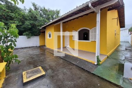 Casa para alugar com 64m², 2 quartos e 4 vagas Casa para alugar com 64m², 2 quartos e 4 vagasQuintal