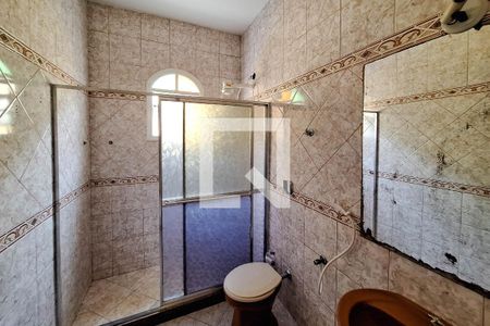 Casa para alugar com 64m², 2 quartos e 4 vagas Casa para alugar com 64m², 2 quartos e 4 vagasBanheiro