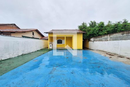 Casa para alugar com 64m², 2 quartos e 4 vagas Casa para alugar com 64m², 2 quartos e 4 vagasQuintal