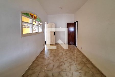Casa para alugar com 64m², 2 quartos e 4 vagas Casa para alugar com 64m², 2 quartos e 4 vagasCozinha