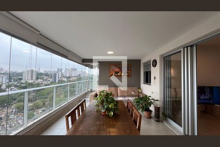 Varanda de apartamento para alugar com 3 quartos, 121m² em Pinheiros, São Paulo