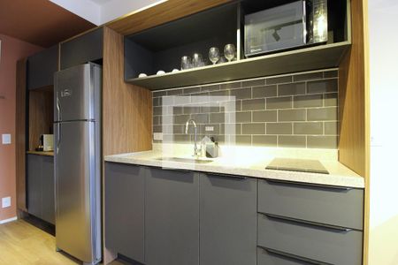 Cozinha de kitnet/studio à venda com 1 quarto, 29m² em Indianópolis, São Paulo