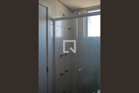 Banheiro do Quarto 1 de apartamento para alugar com 3 quartos, 76m² em Partenon, Porto Alegre