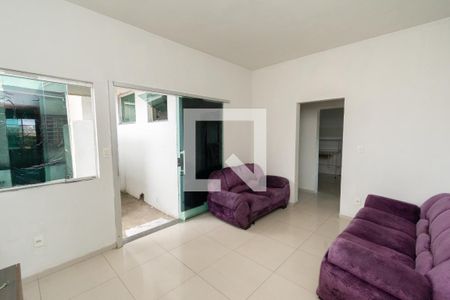 Sala de casa para alugar com 3 quartos, 100m² em Jk, Contagem