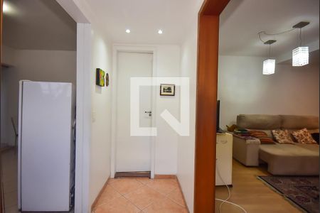 Hall de Entrada de casa à venda com 3 quartos, 187m² em Jardim Maria Rosa, Taboão da Serra