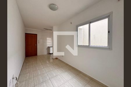 Sala de apartamento para alugar com 2 quartos, 50m² em Vila Camilópolis, Santo André