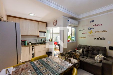 Sala e Cozinha de apartamento à venda com 2 quartos, 56m² em Parque Oratório, Santo André